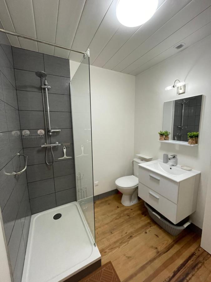 Charmant Logement Avec Garage A Льо Портел Екстериор снимка